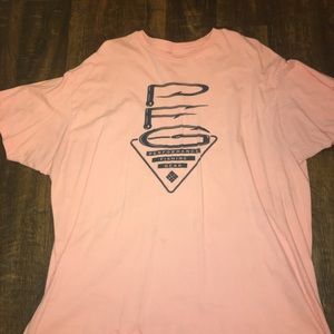 Men’s Columbia shirt